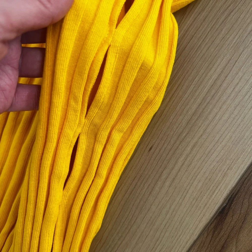 Cotton citizen yellow midi-skirt with cutouts in yellow XS - Picture 2 of 5